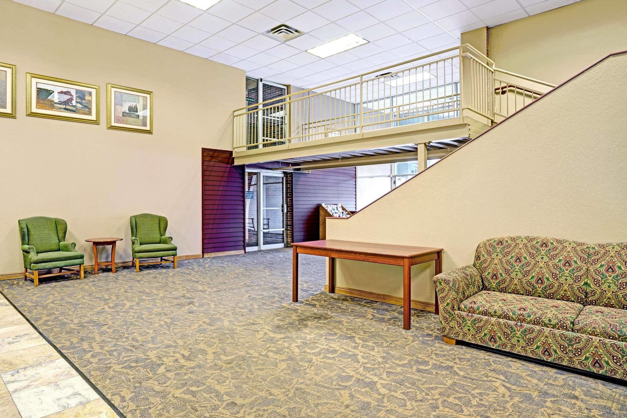 Days Inn By Wyndham Bloomington West Eksteriør bilde