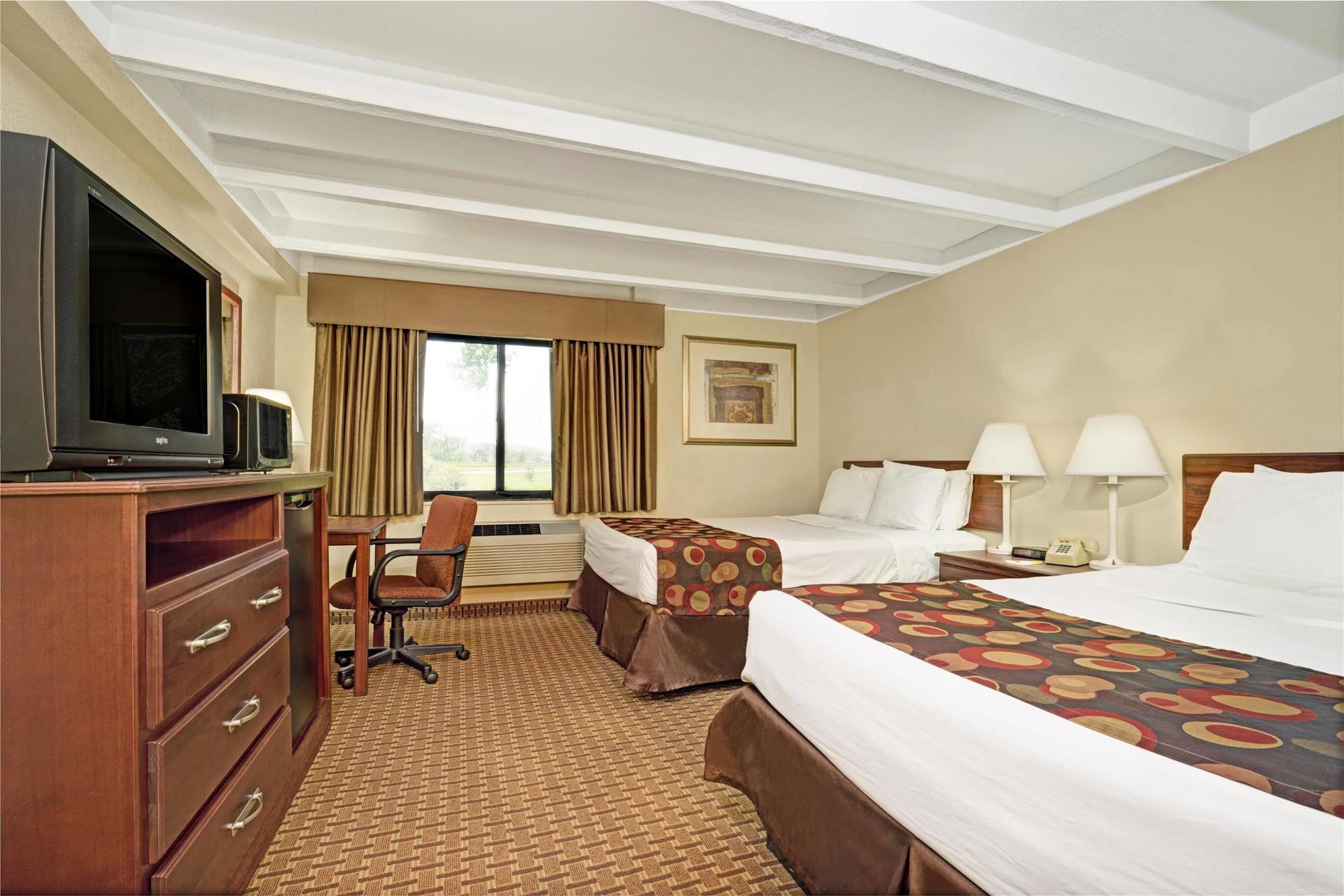 Days Inn By Wyndham Bloomington West Eksteriør bilde